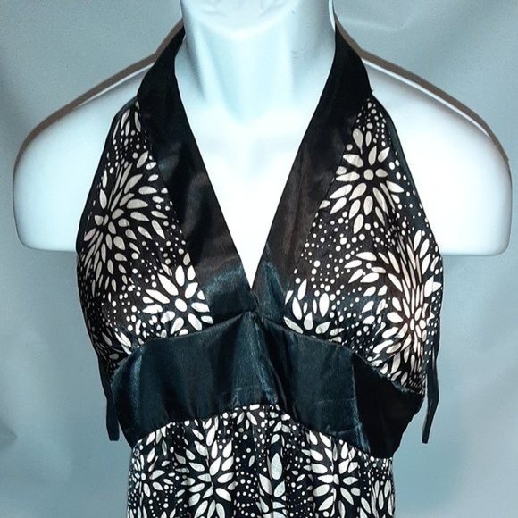 Wet Seal Pretty Dress in size Large - Picture 1 of 12